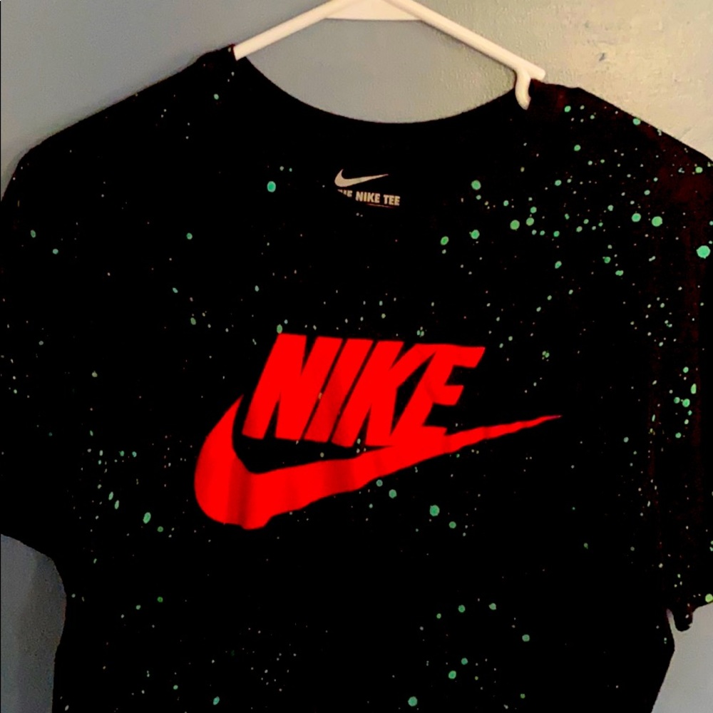Men’s Nike T Shirt